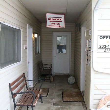 Wakaw Lodge Motel Dış mekan fotoğraf